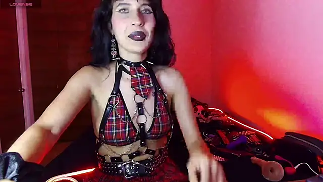 Snapshot of bellatrix25 chatting on 02.13.25 bellatrix25 online show from 02.13.25