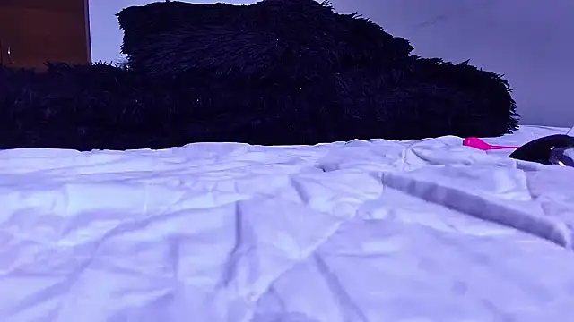 Snapshot of bellatrix25 chatting on 03.17.25 bellatrix25 online show from 03.17.25