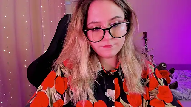 Diana Flower online show from 03.15.25