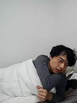 Snapshot of whitebriefboy chatting on 01.22.25 whitebriefboy online show from 01.22.25