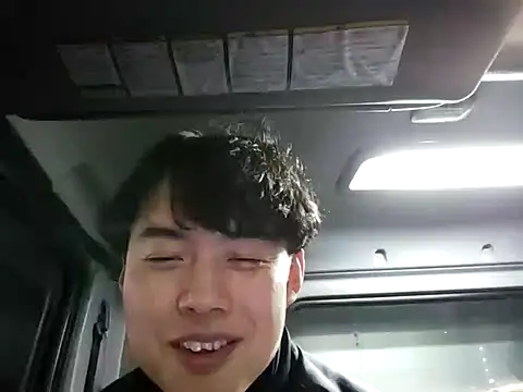 Snapshot of whitebriefboy chatting on 02.02.25 whitebriefboy online show from 02.02.25