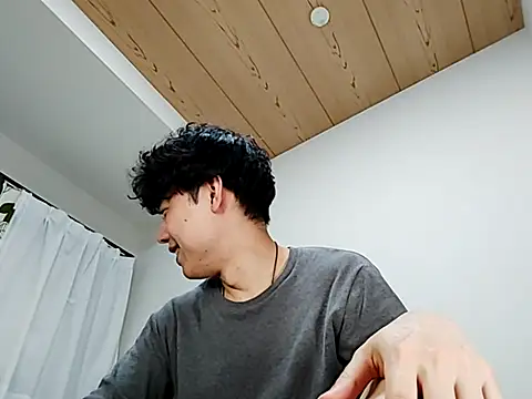 Snapshot of whitebriefboy chatting on 03.05.25 whitebriefboy online show from 03.05.25