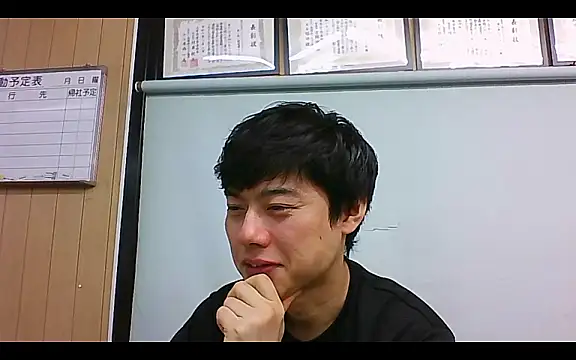 Snapshot of whitebriefboy chatting on 10.01.25 whitebriefboy online show from 10.01.25