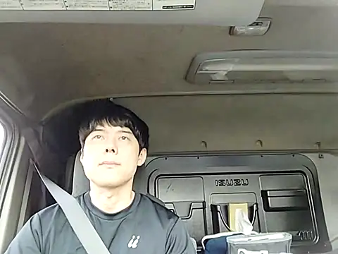 Snapshot of whitebriefboy chatting on 05.25.26 whitebriefboy online show from 05.25.26