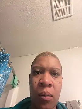 SexyHoneyRedd online show from 06.15.26