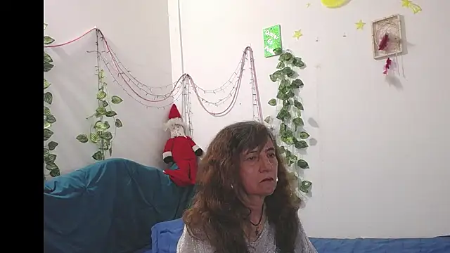 DominaLeona online show from 11.18.25