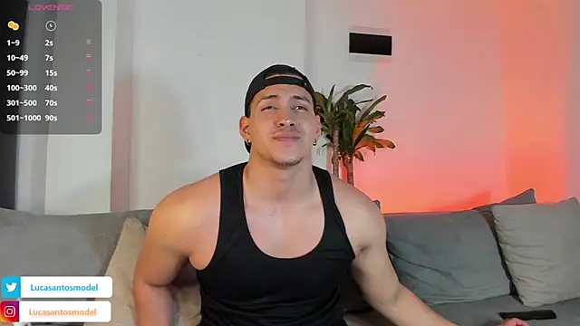 Snapshot of lucasanto_ chatting on 12.17.24 lucasanto online show from 12.17.24