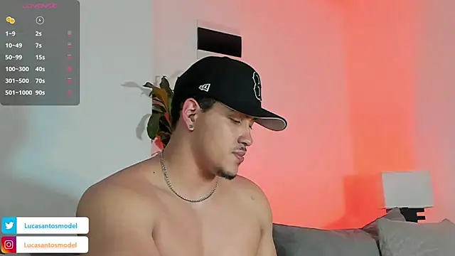 Snapshot of lucasanto_ chatting on 01.17.25 lucasanto online show from 01.17.25