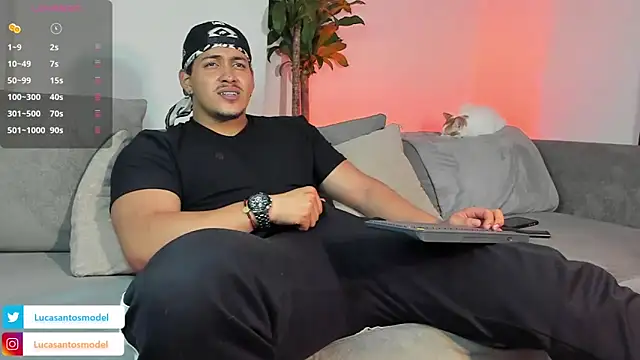 Snapshot of lucasanto_ chatting on 02.08.25 lucasanto online show from 02.08.25