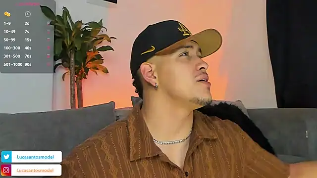 Snapshot of lucasanto_ chatting on 03.07.25 lucasanto online show from 03.07.25