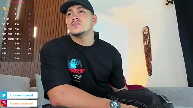 Snapshot of lucasanto_ chatting on 11.10.25 lucasanto online show from 11.10.25