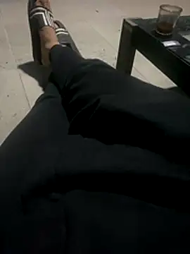 YawlingJingoist online show from 12.14.25