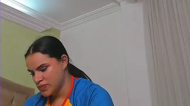 Luciluu20 online show from 02.12.25