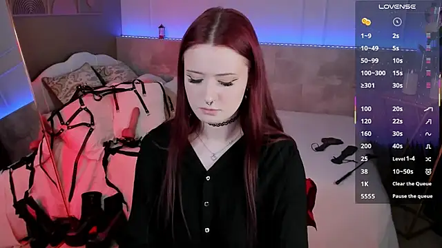 Lily Moonlight online show from 04.18.26