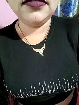 Snapshot of Beautyy38 chatting on 01.20.25 Beautyy38 online show from 01.20.25