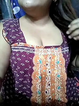 Snapshot of Beautyy38 chatting on 03.07.25 Beautyy38 online show from 03.07.25