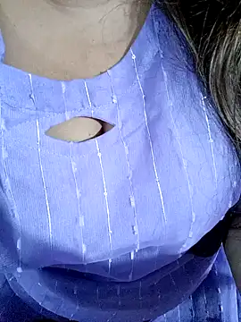 Snapshot of Beautyy38 chatting on 12.03.25 Beautyy38 online show from 12.03.25