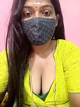 Snapshot of Renuma chatting on 01.13.25 Renuma online show from 01.13.25