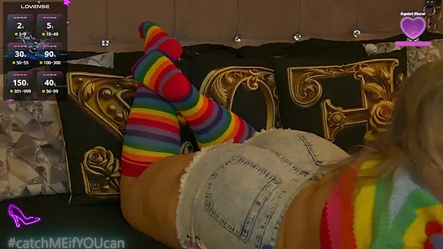 ZoeMesmerize online show from 04.15.26