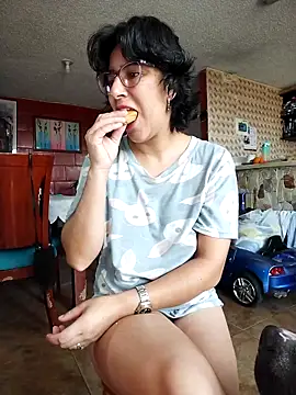 Im Alma  online show from 01.23.25