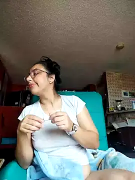 Snapshot of Im_Alma_ chatting on 03.19.26 Im Alma online show from 03.19.26