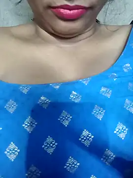 Snapshot of Wifesuman40 chatting on 12.08.24 Wifesuman40 online show from 12.08.24