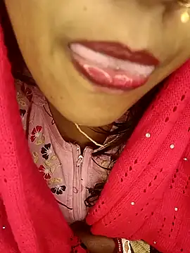 Snapshot of Wifesuman40 chatting on 12.27.24 Wifesuman40 online show from 12.27.24