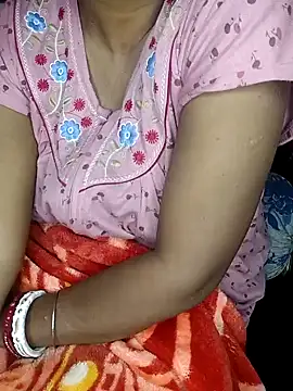 Snapshot of Wifesuman40 chatting on 12.28.24 Wifesuman40 online show from 12.28.24