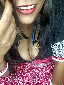 Snapshot of Wifesuman40 chatting on 01.04.25 Wifesuman40 online show from 01.04.25