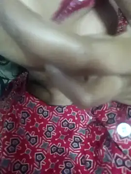 Snapshot of Wifesuman40 chatting on 03.07.25 Wifesuman40 online show from 03.07.25