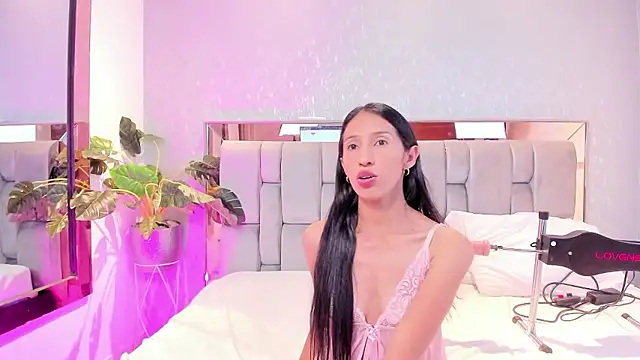 Snapshot of RoseTaylor__ chatting on 01.09.26 RoseTaylor online show from 01.09.26