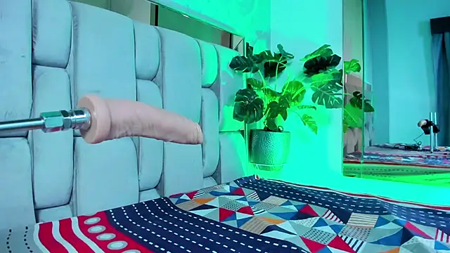 RoseTaylor   online show from 03.18.26