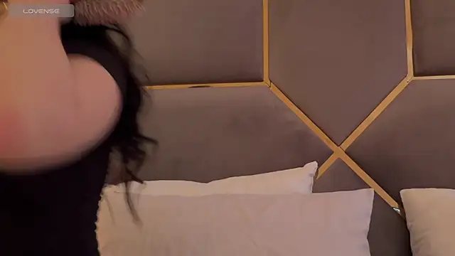 MENNDI online show from 04.23.26