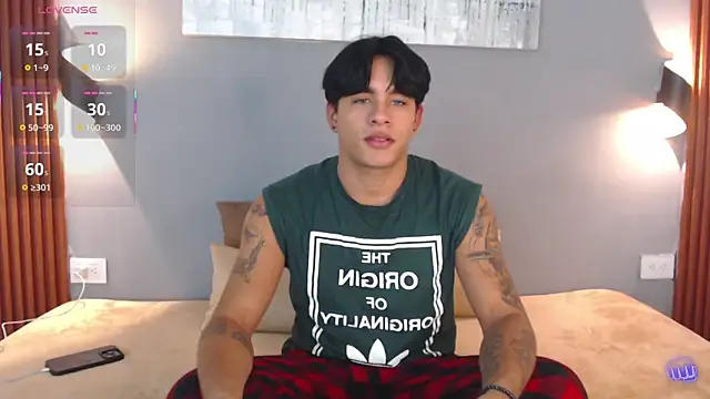 LuciferM Star online show from 04.22.26