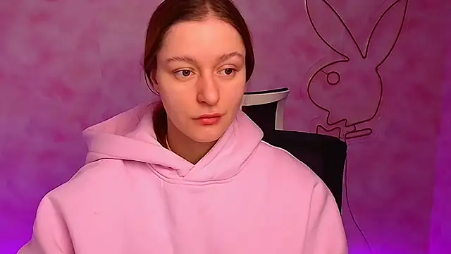 Snapshot of Fantasy_July chatting on 12.04.24 Fantasy July online show from 12.04.24