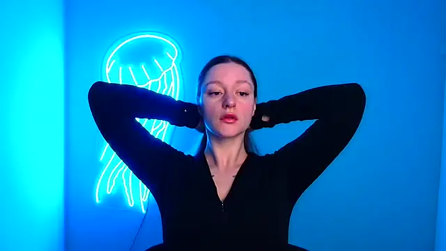 Snapshot of Fantasy_July chatting on 12.13.24 Fantasy July online show from 12.13.24