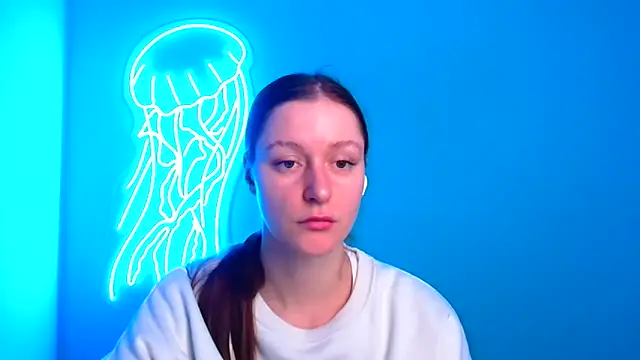 Snapshot of Fantasy_July chatting on 12.19.24 Fantasy July online show from 12.19.24