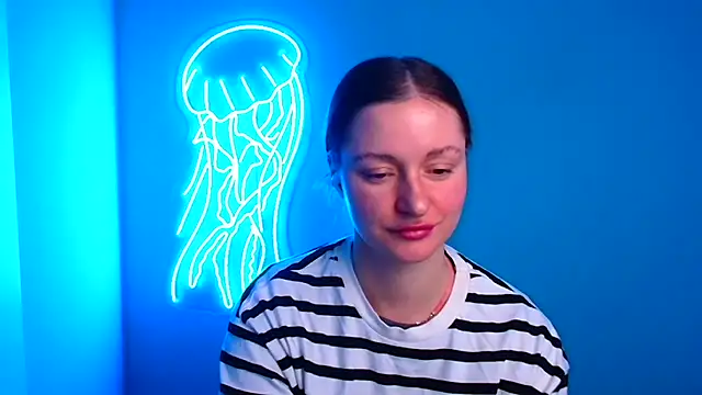 Snapshot of Fantasy_July chatting on 01.29.25 Fantasy July online show from 01.29.25