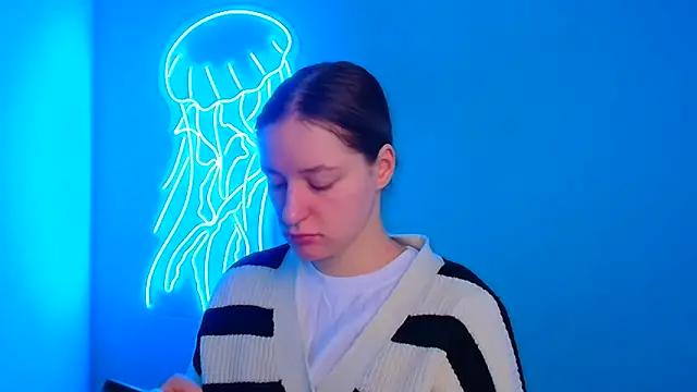 Snapshot of Fantasy_July chatting on 03.12.25 Fantasy July online show from 03.12.25