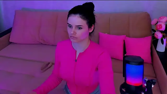 Snapshot of Lora_Cain chatting on 03.15.25 Lora Cain online show from 03.15.25