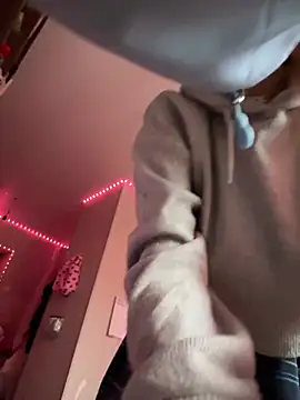 Snapshot of -Sexy_Barbie- chatting on 02.22.25 -Sexy Barbie- online show from 02.22.25