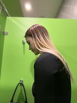 Snapshot of -Sexy_Barbie- chatting on 02.27.25 -Sexy Barbie- online show from 02.27.25