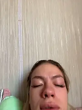 Snapshot of -Sexy_Barbie- chatting on 10.08.25 -Sexy Barbie- online show from 10.08.25