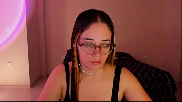 atenas 05  online show from 09.11.25