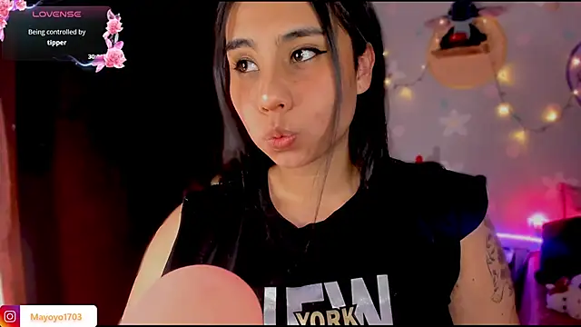 Snapshot of kiki_cavilll chatting on 09.24.25 kiki cavilll online show from 09.24.25