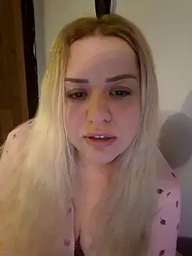 cansuozell online show from 03.24.26