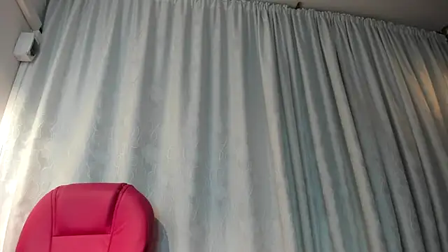 KOURTNEY-- online show from 02.11.26