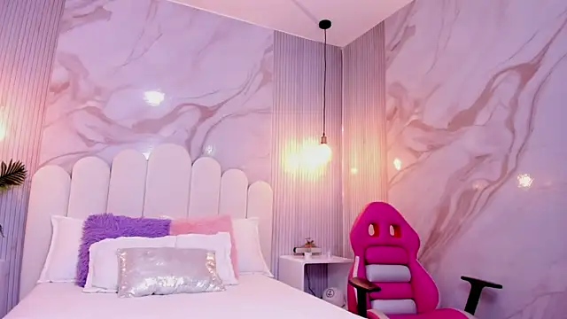 Carohorny4u online show from 10.04.25