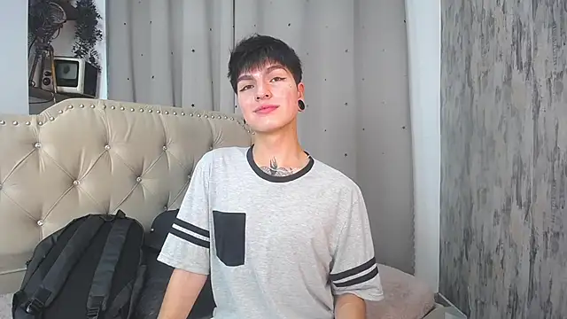 CataFox  online show from 01.05.25