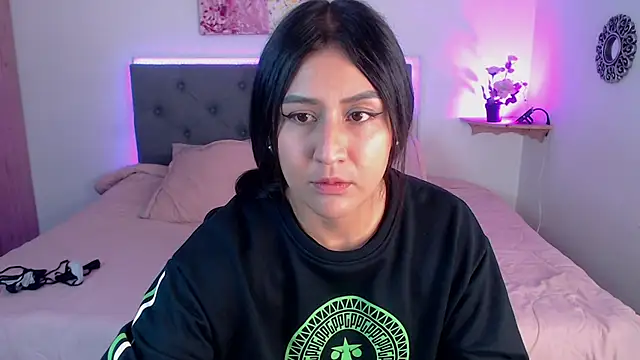 mia aira online show from 02.09.25